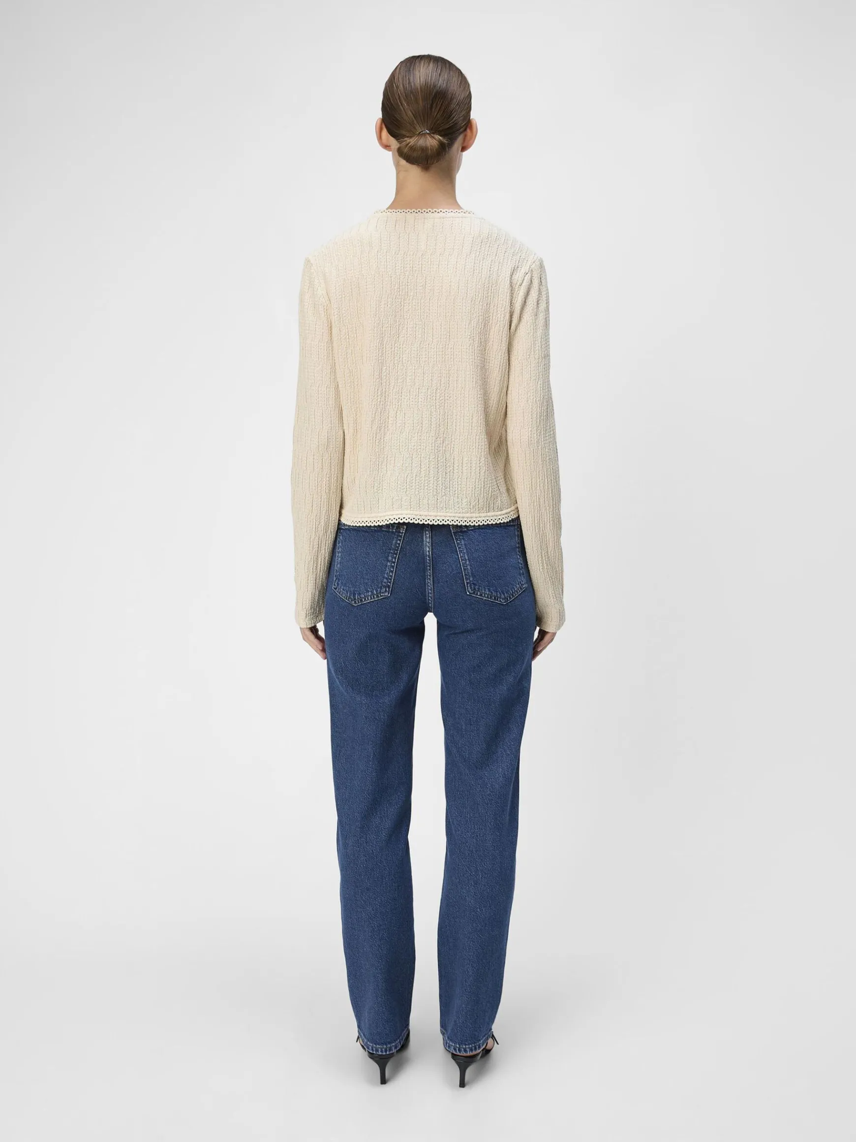 Dame OBJECT BINDELUKNING FORAN TOP