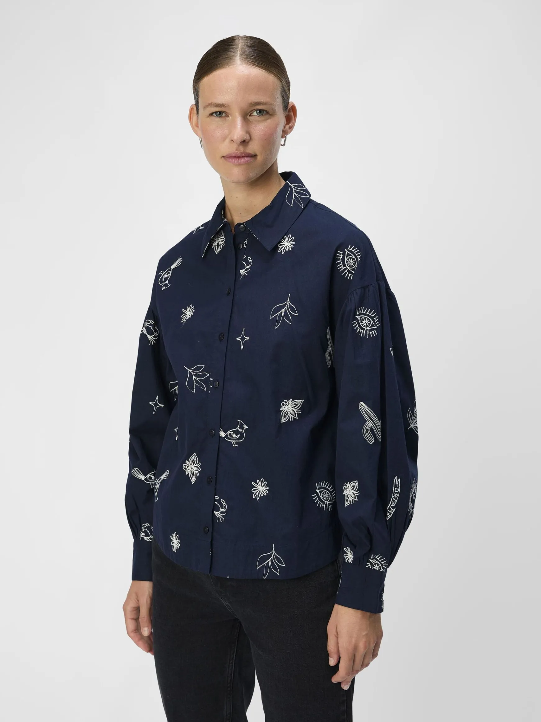 Dame OBJECT BRODERET SKJORTE