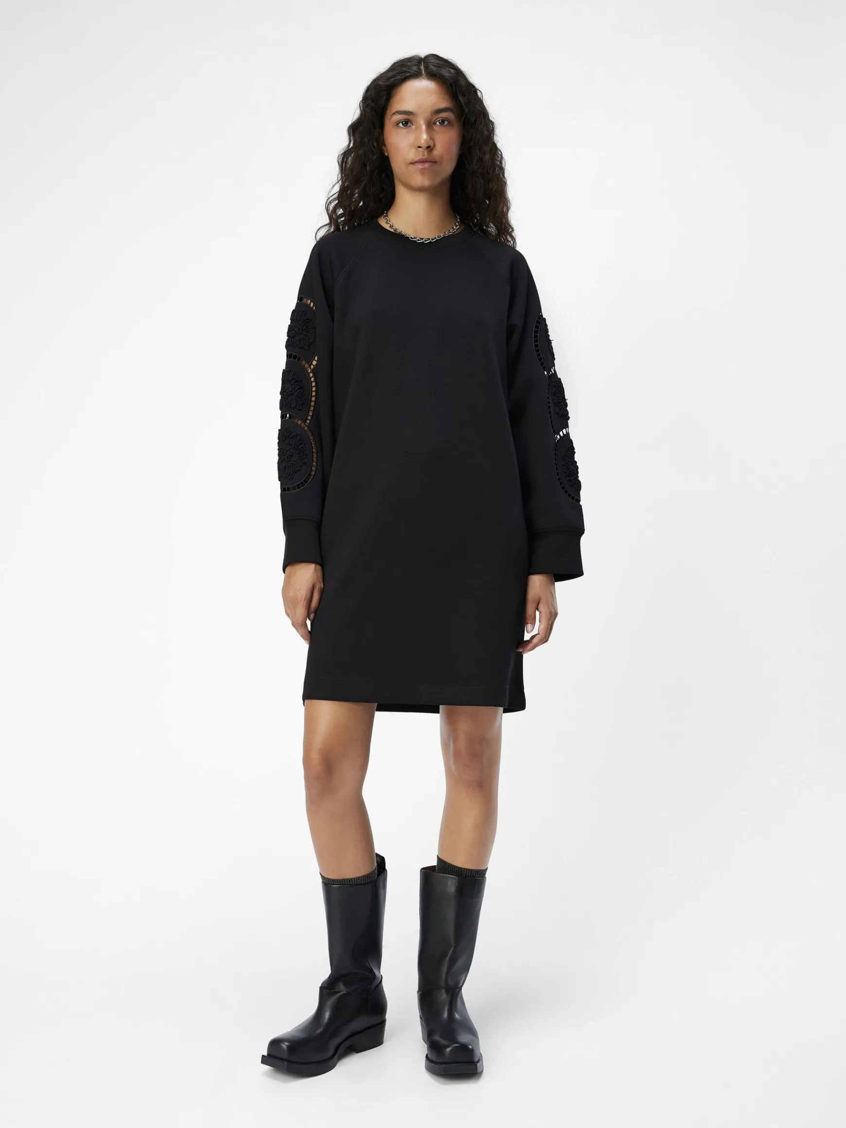 Dame OBJECT BRODERET SWEATER KJOLE