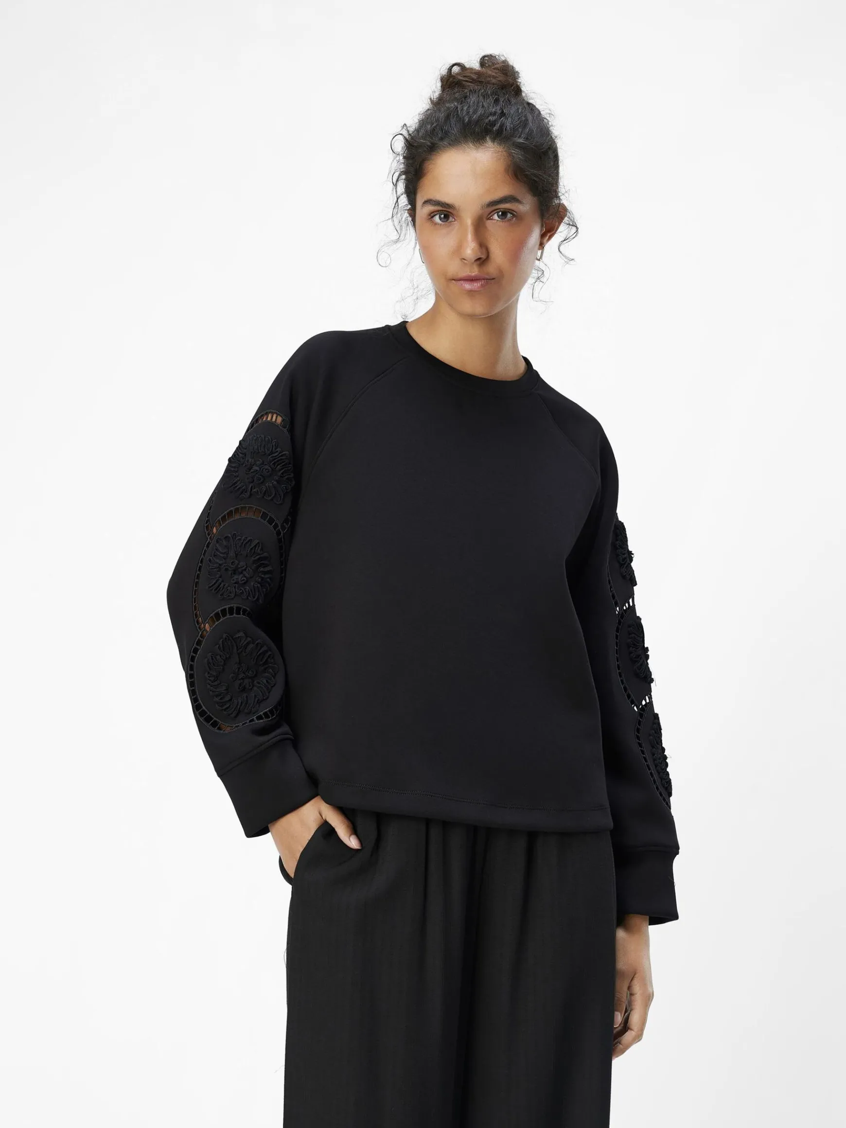 Dame OBJECT BRODERET SWEATSHIRT