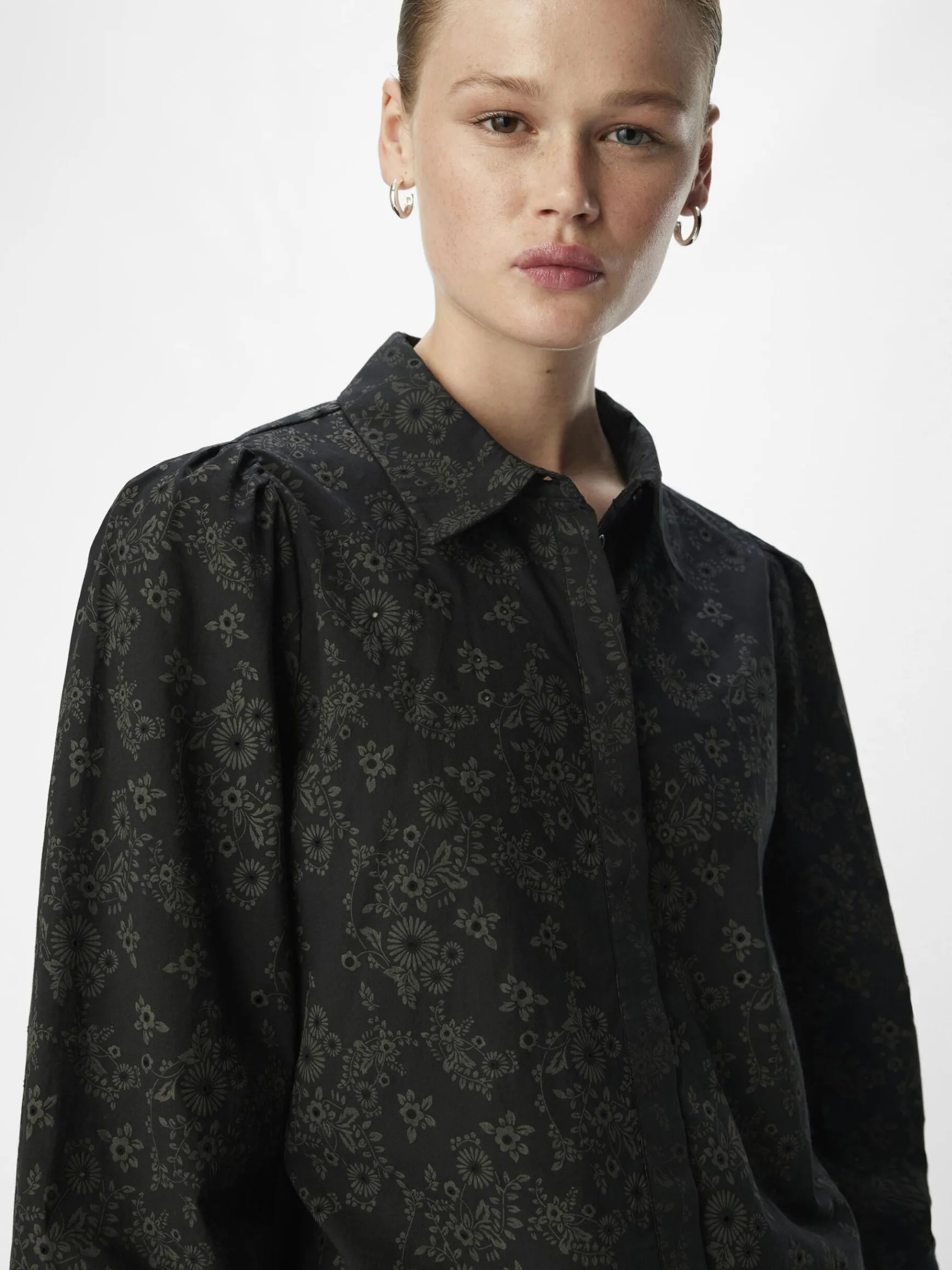 Dame OBJECT BRODERIE ANGLAISE SKJORTE