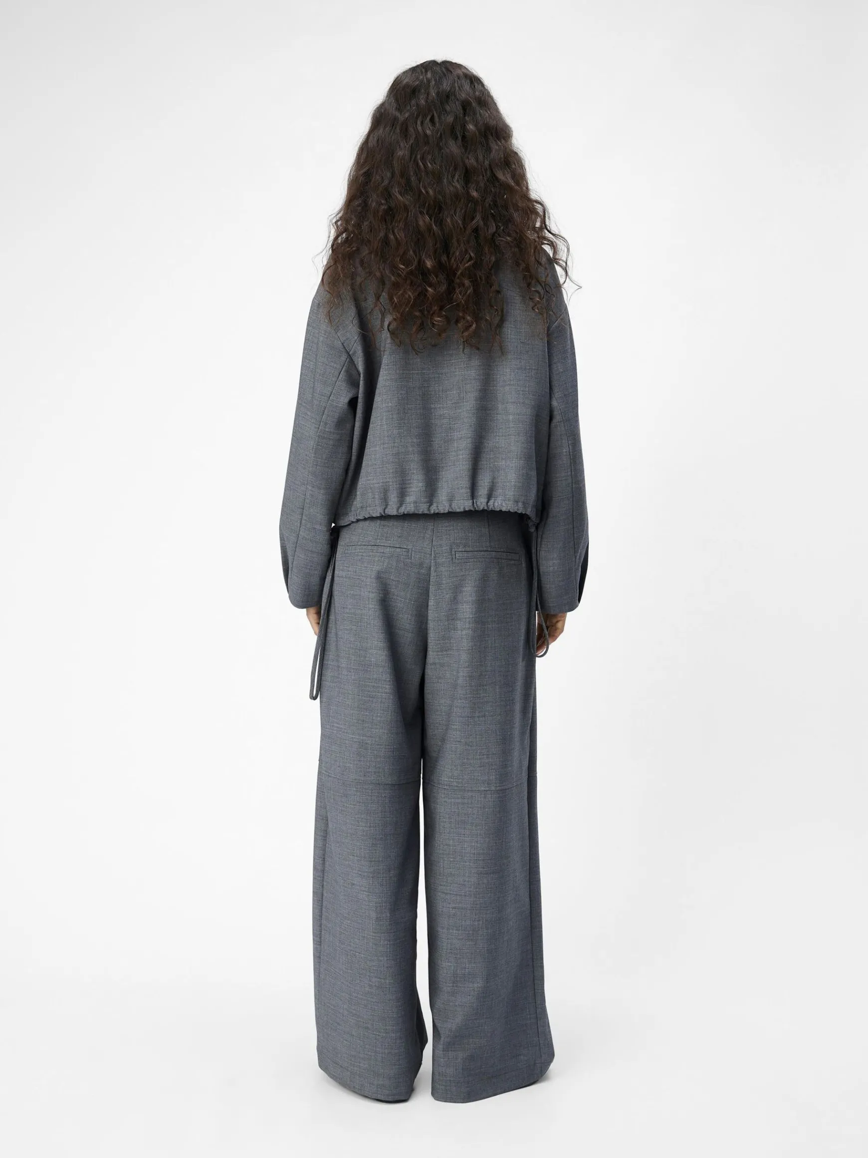 Dame OBJECT CROPPED JAKKE