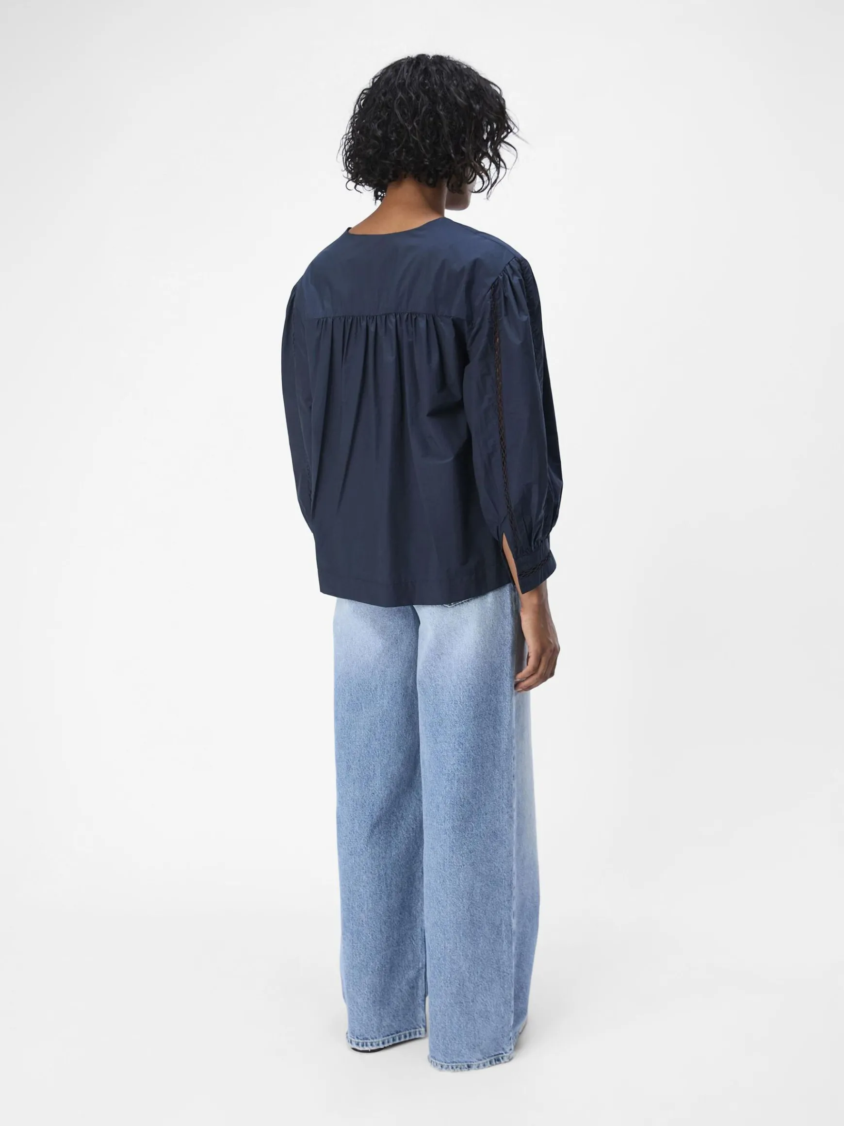 Dame OBJECT DETALJERET SKJORTE