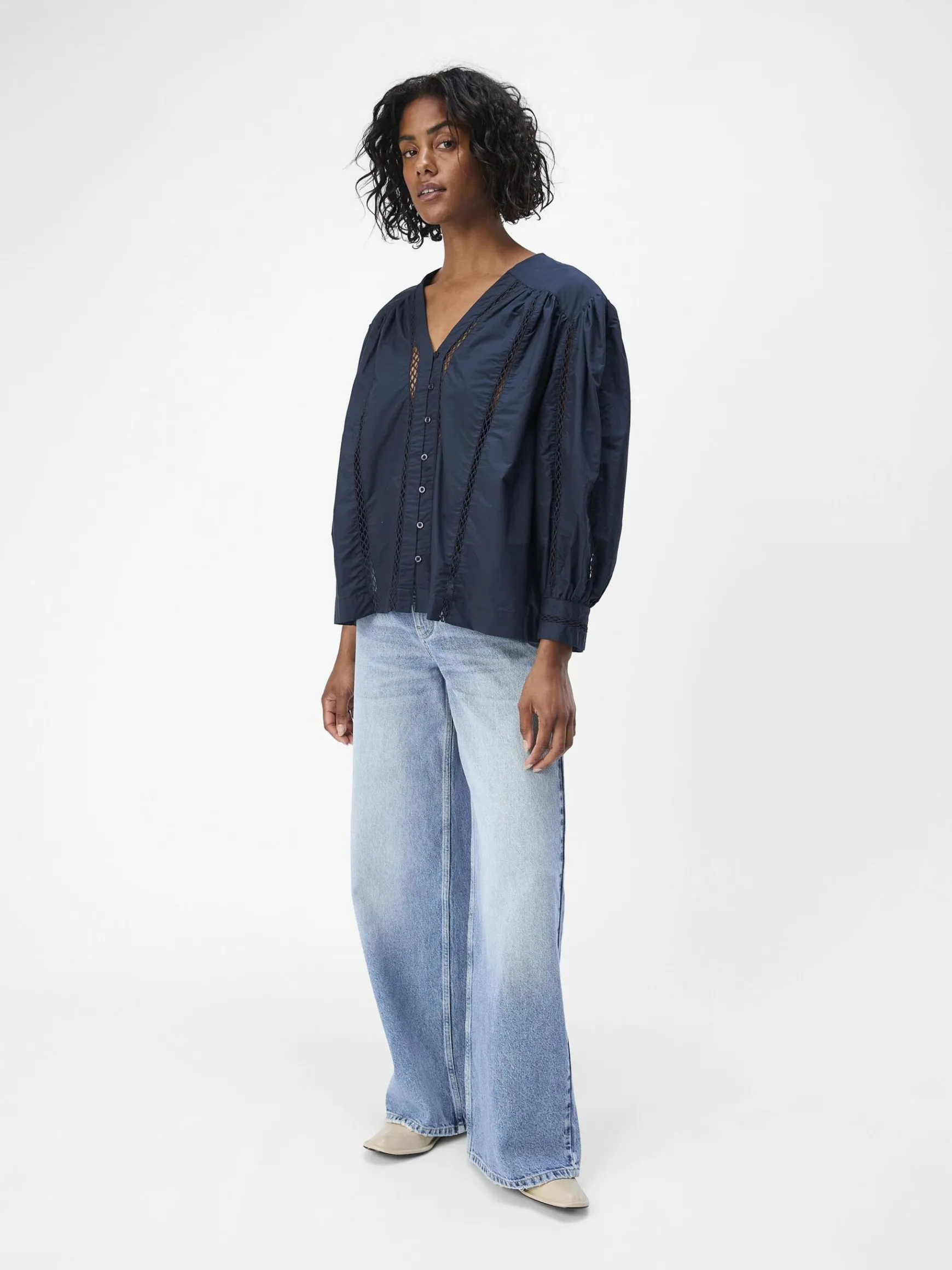 Dame OBJECT DETALJERET SKJORTE