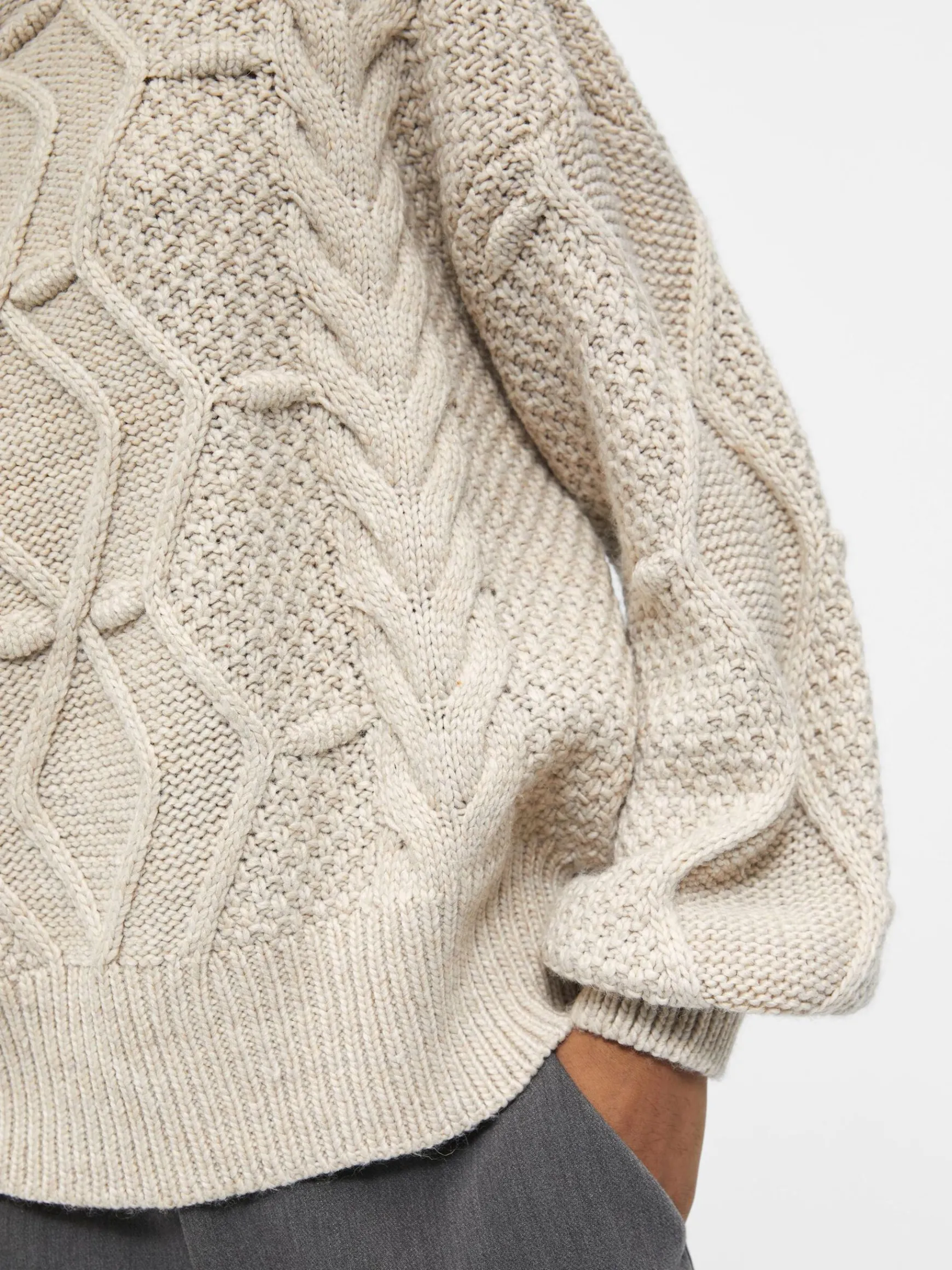 Dame OBJECT KABEL STRIKTRØJE