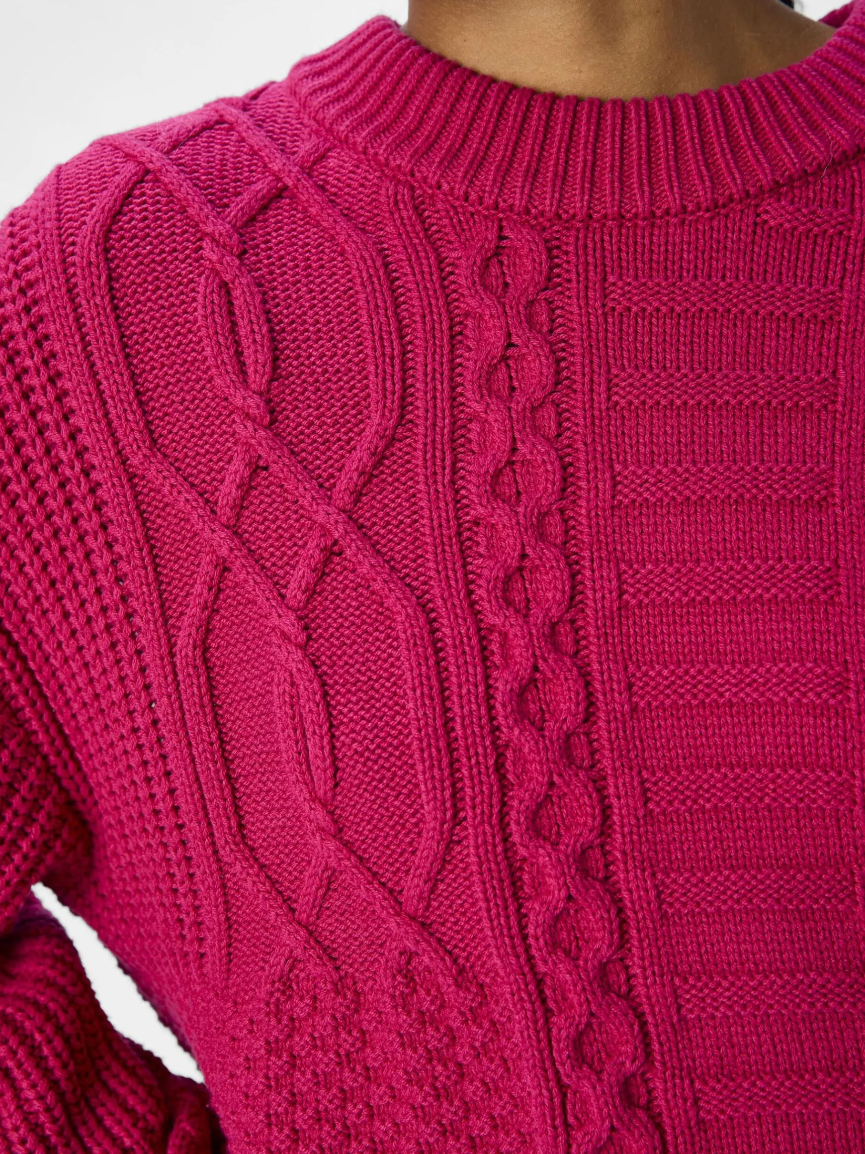 Dame OBJECT KABELSTRIK STRIKTRØJE