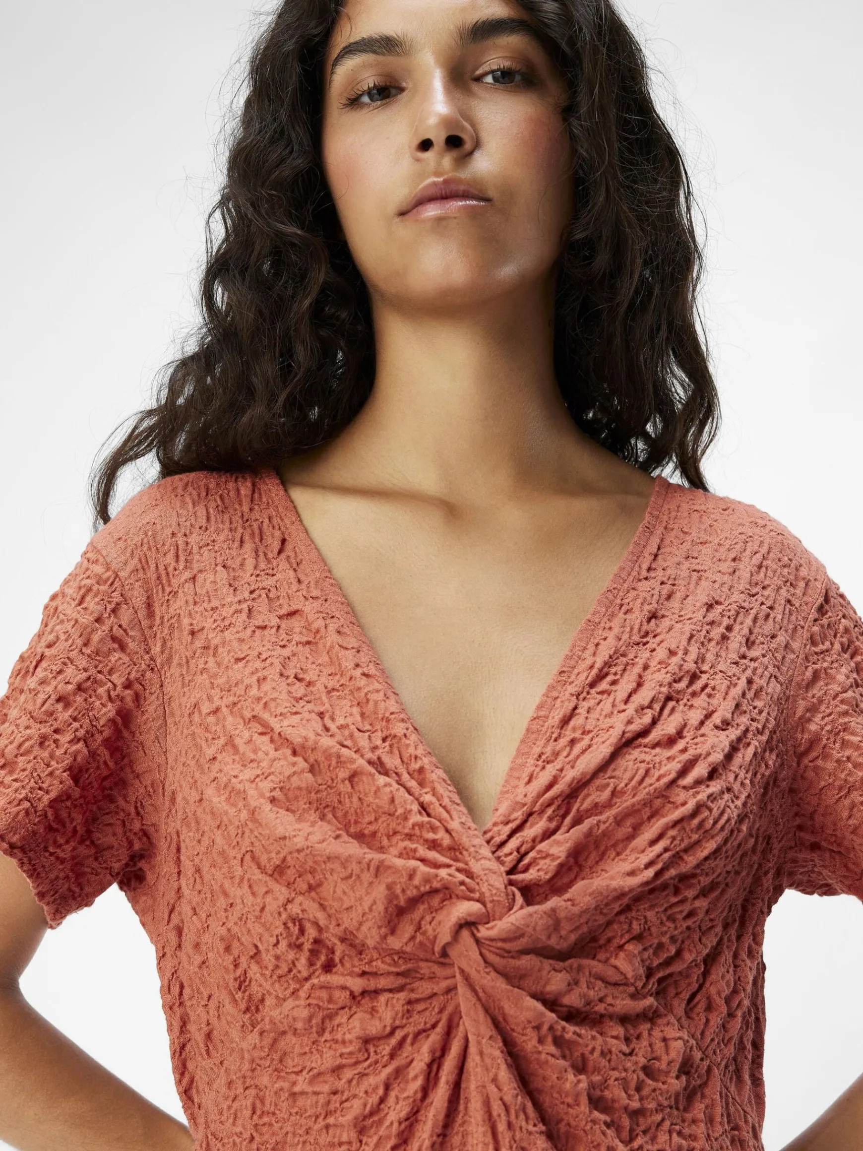 Dame OBJECT KNUDEDETALJE MIDIKJOLE