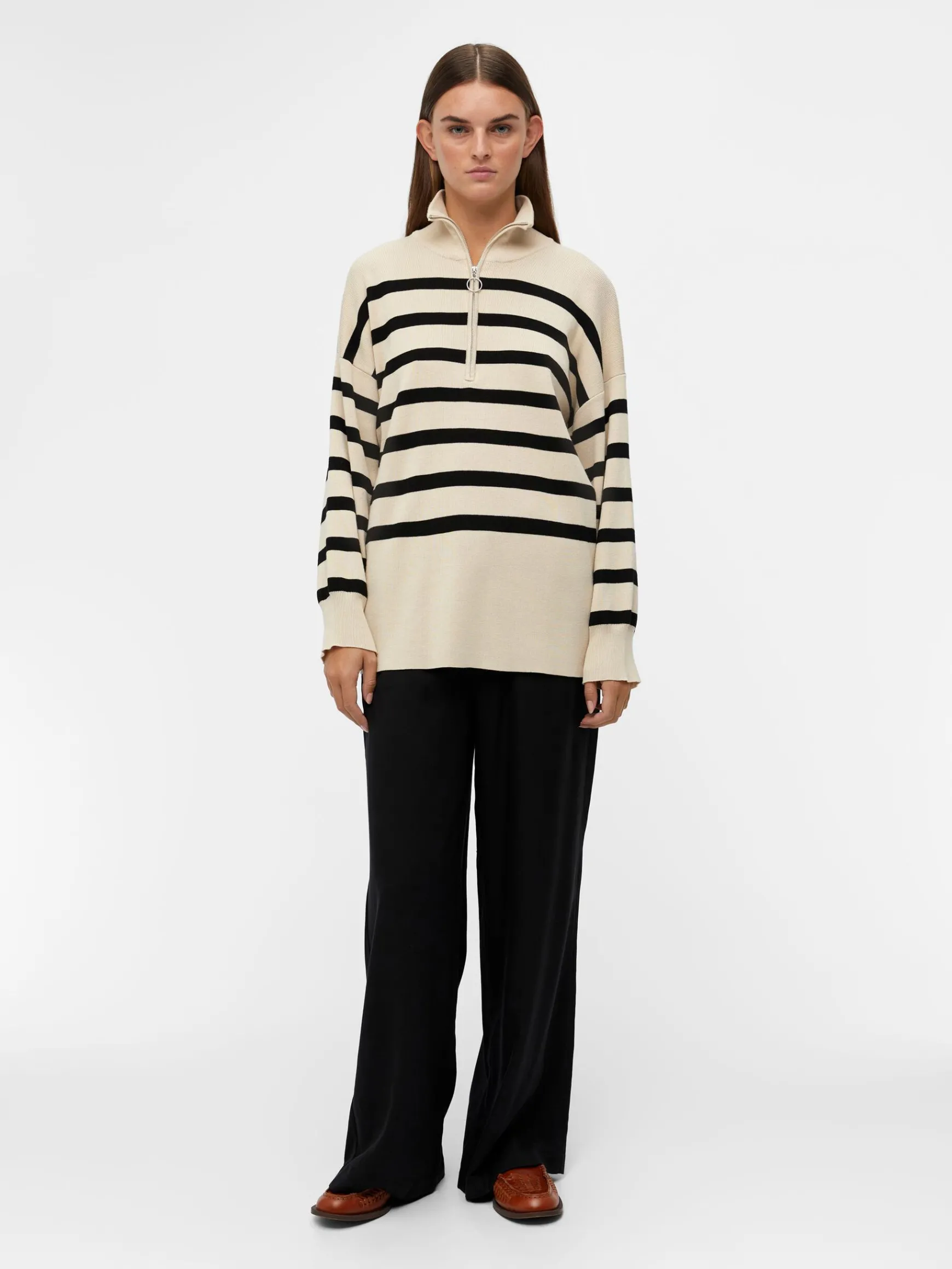 Dame OBJECT OBJESTER STRIKTRØJE