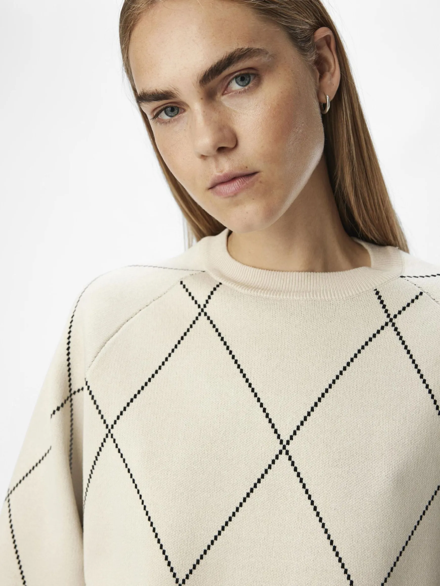 Dame OBJECT OBJESTER STRIKTRØJE