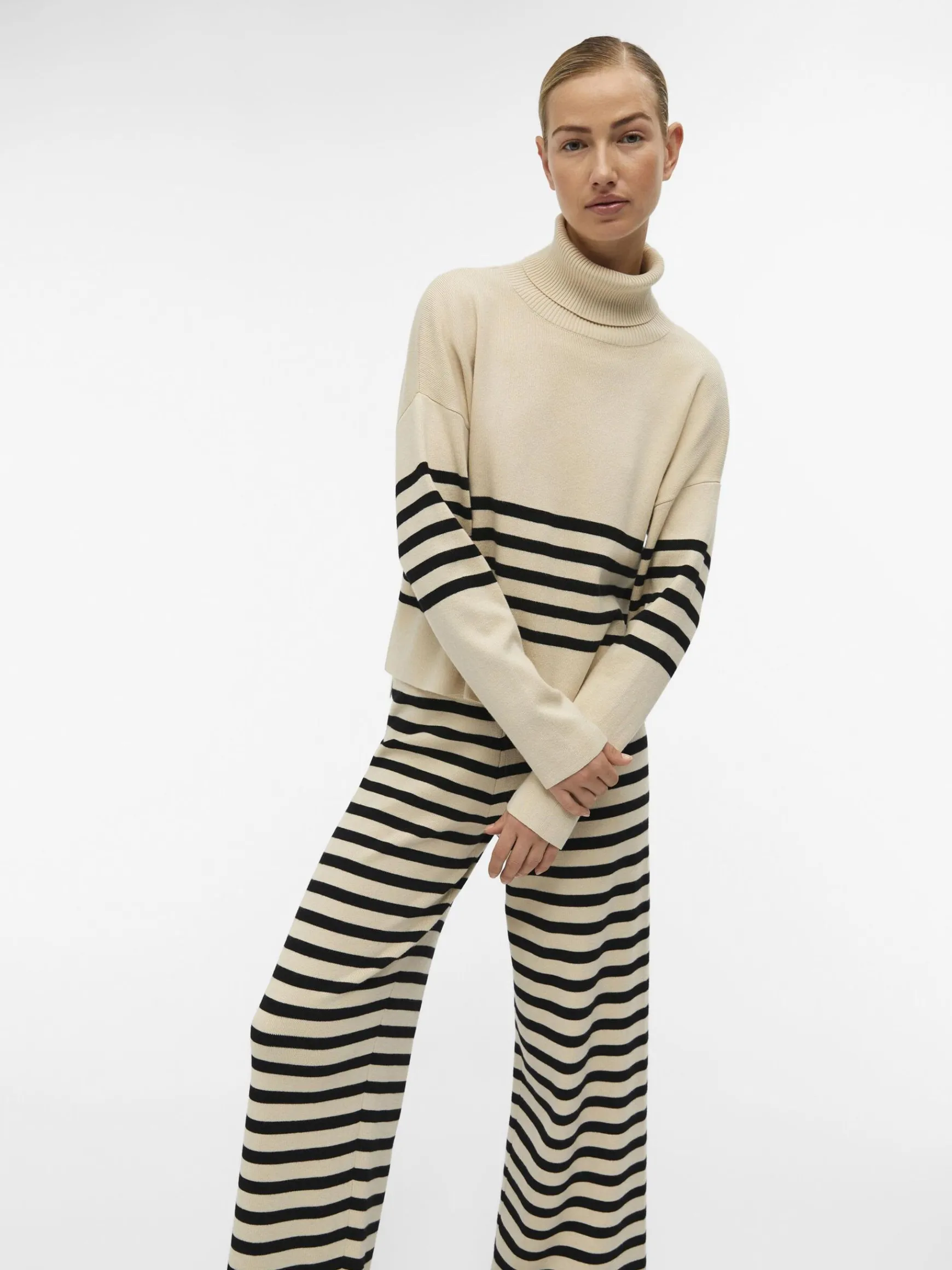 Dame OBJECT OBJESTER STRIKTRØJE