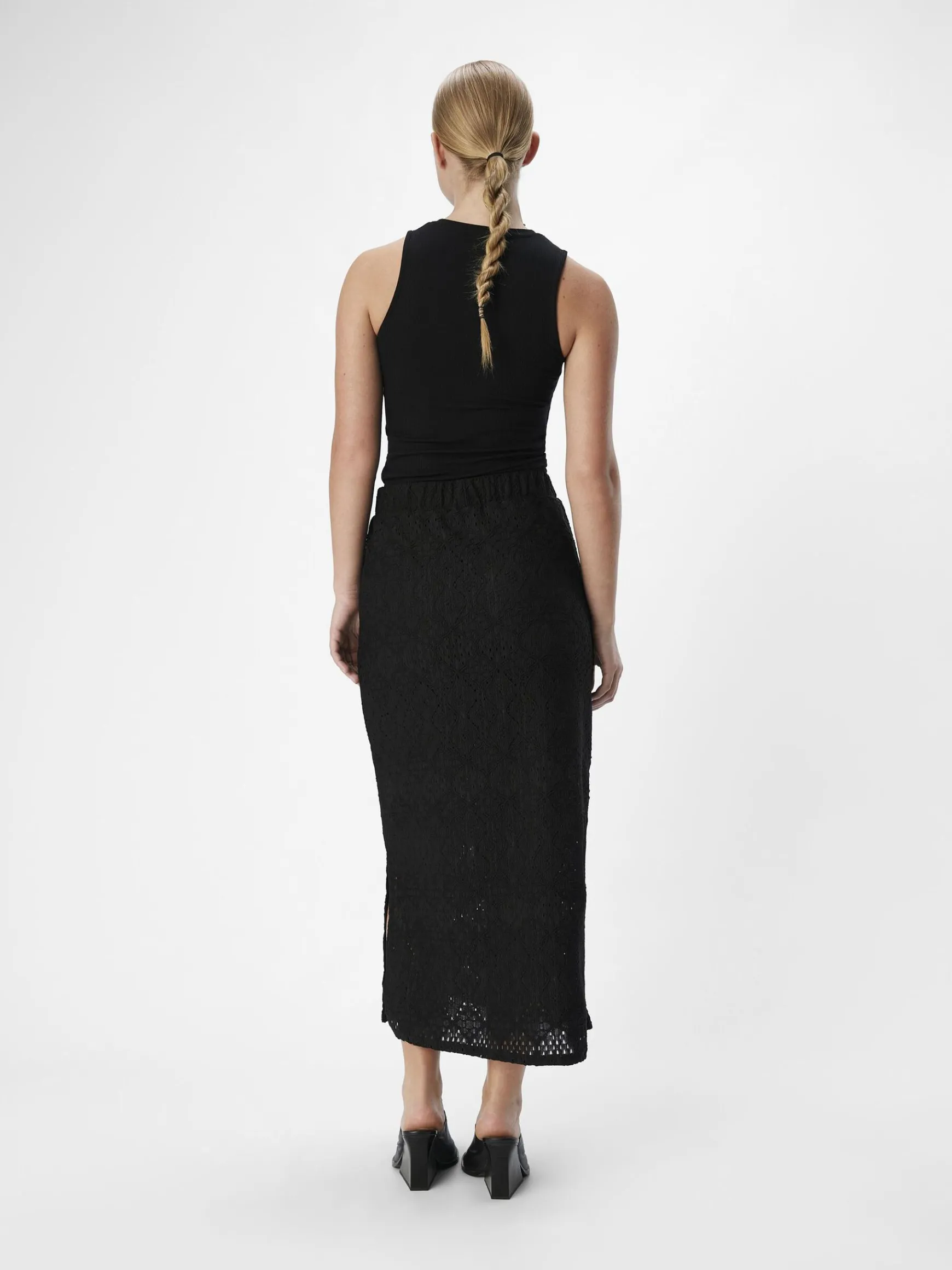 Dame OBJECT OBJFEODORA MAXINEDERDEL