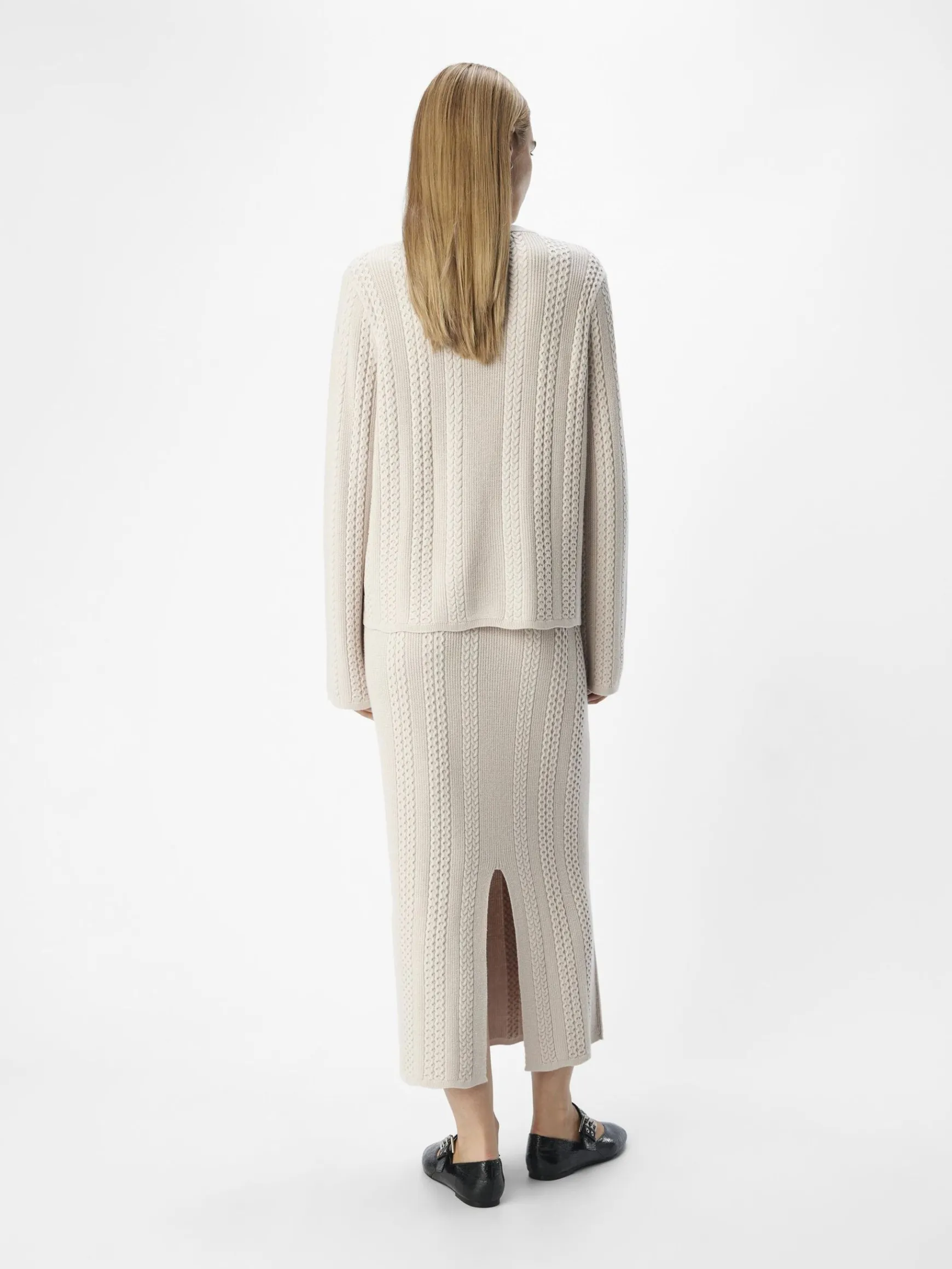 Dame OBJECT OBJREYNARD STRIKKET NEDERDEL