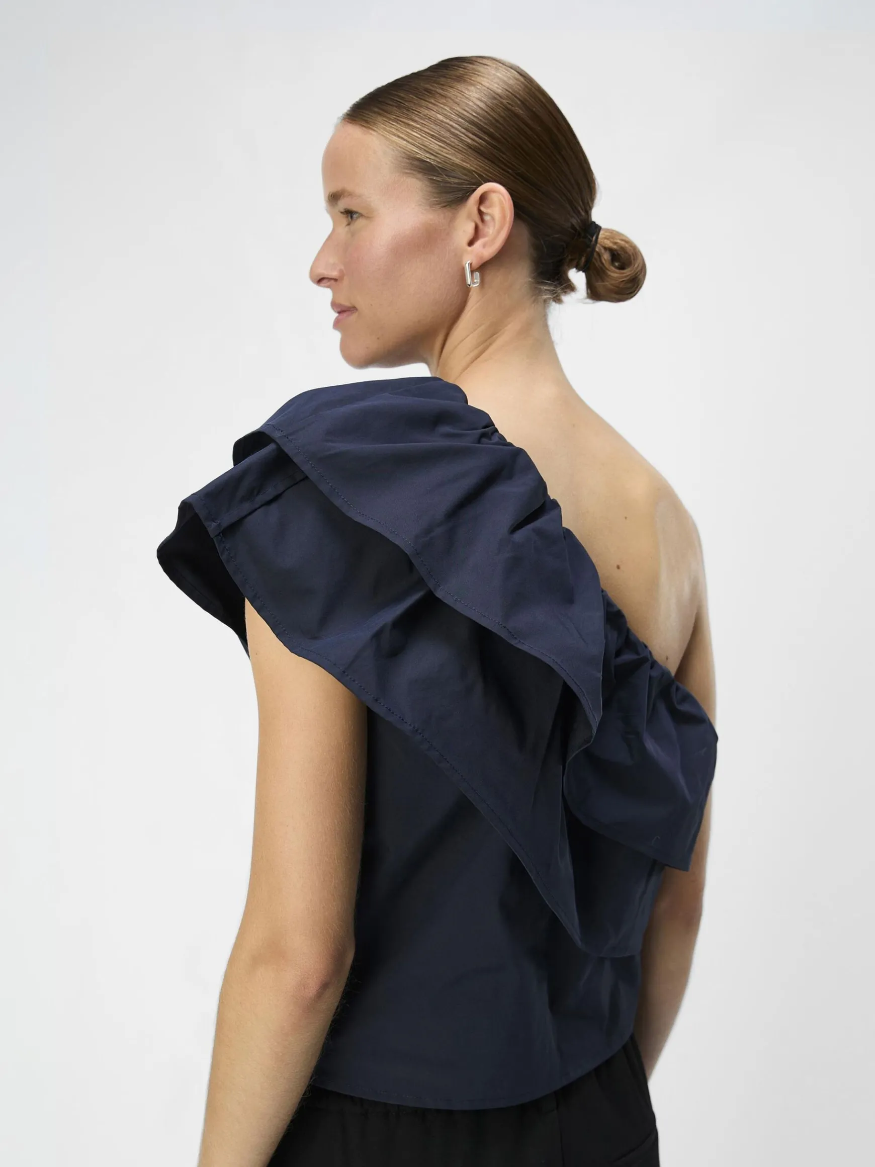 Dame OBJECT ONESHOULDER TOP