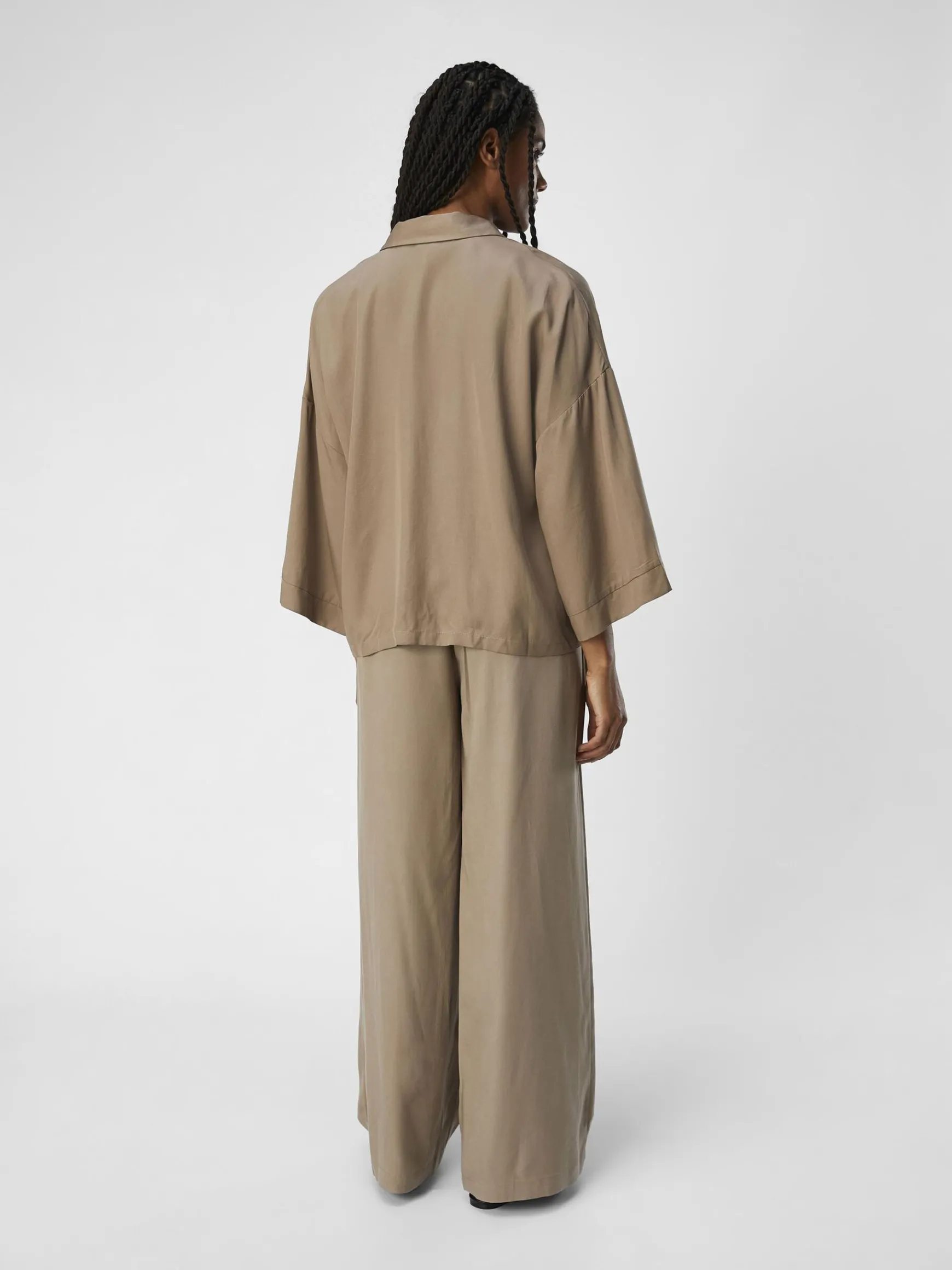 Dame OBJECT OVERSIZED SKJORTE