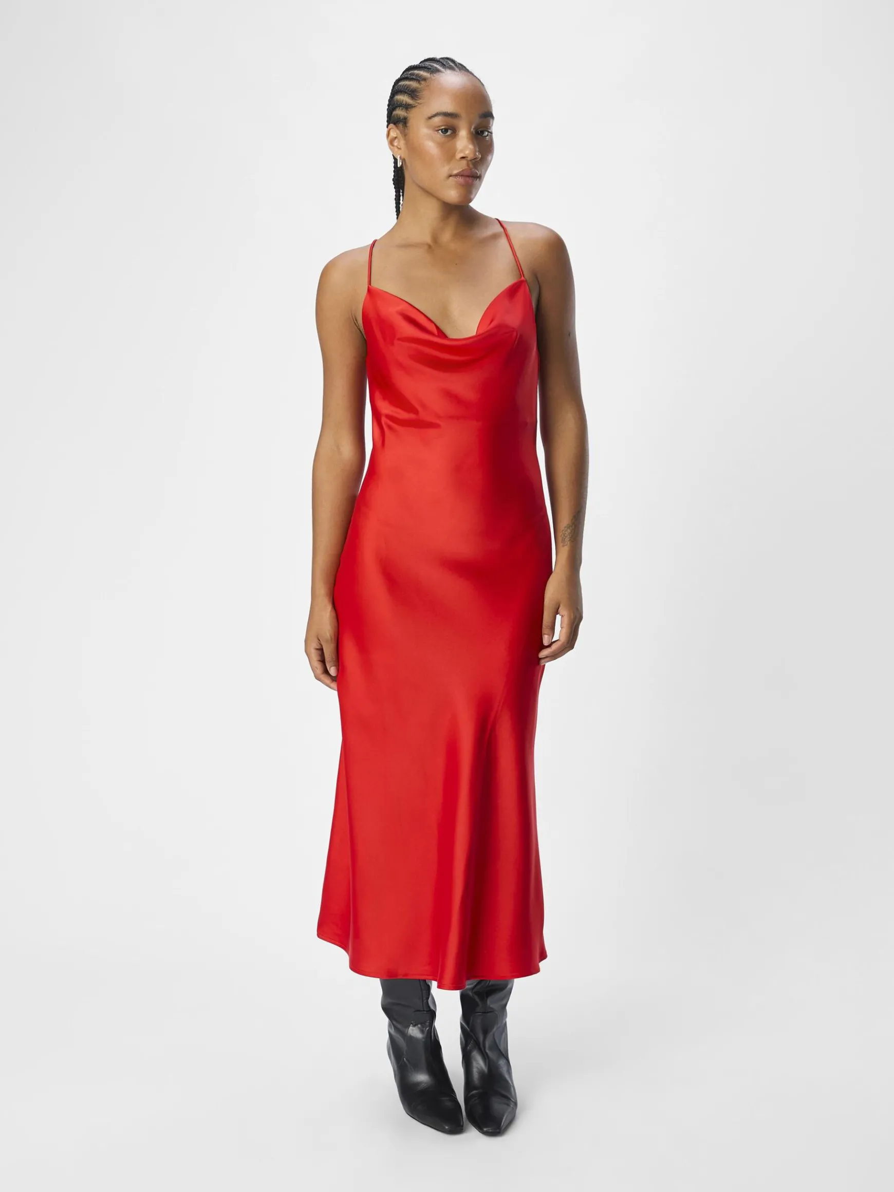 Dame OBJECT SATIN- MIDIKJOLE