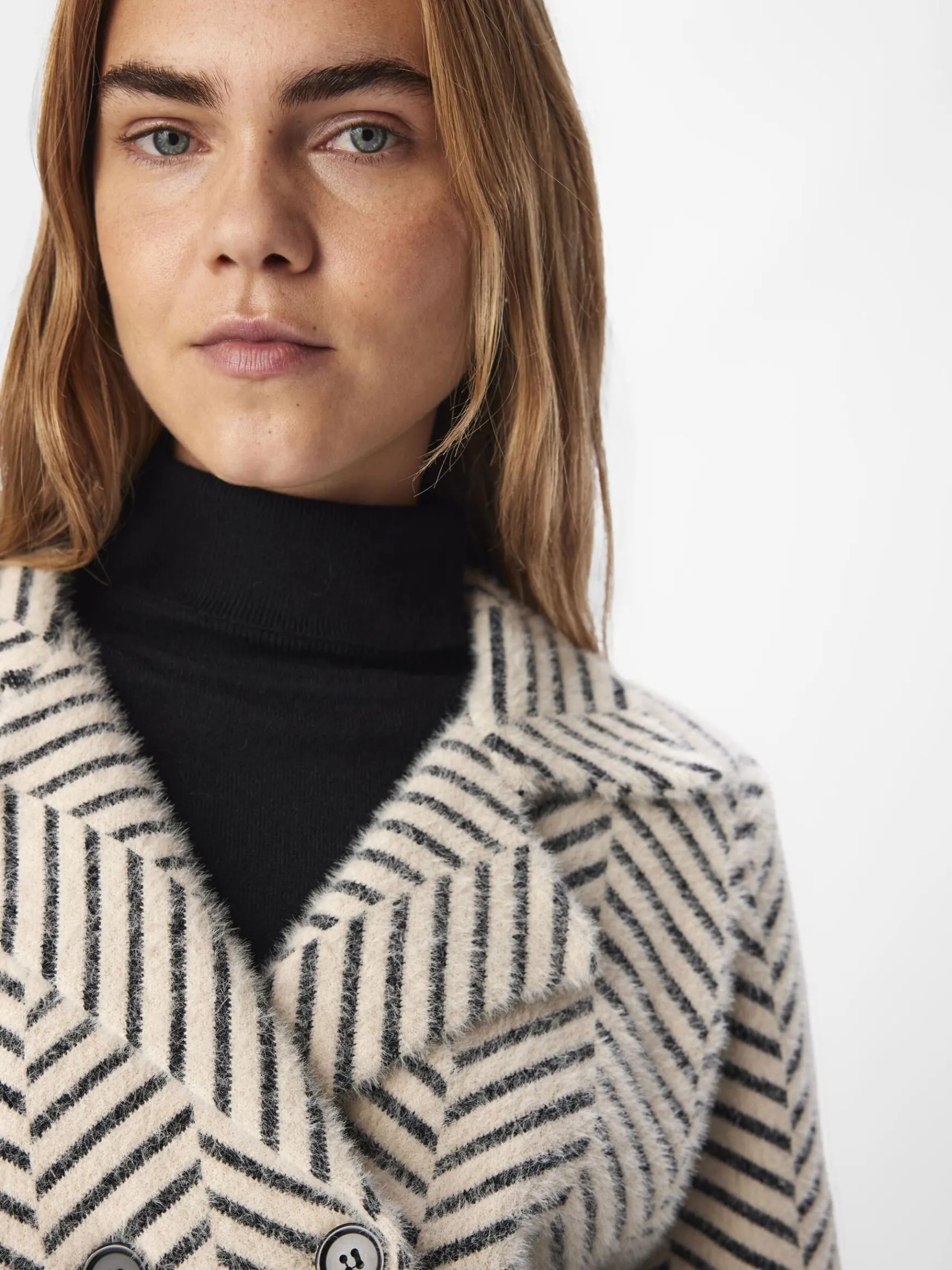 Dame OBJECT STRIKKET JAKKE