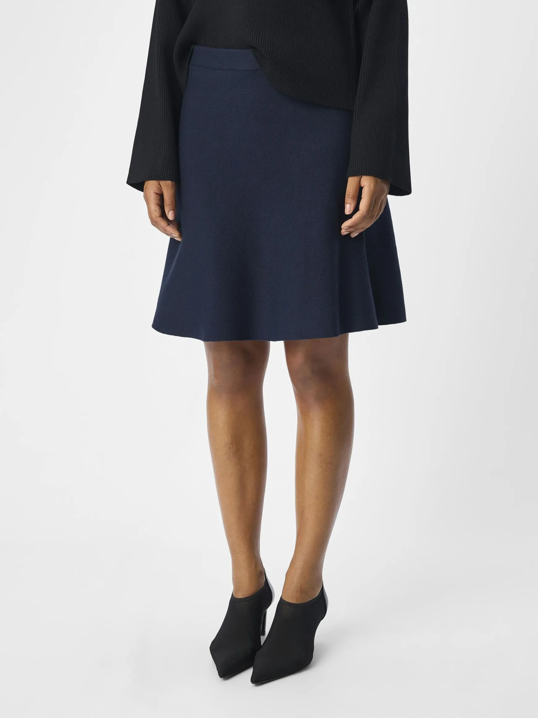 Dame OBJECT STRIKKET MININEDERDEL