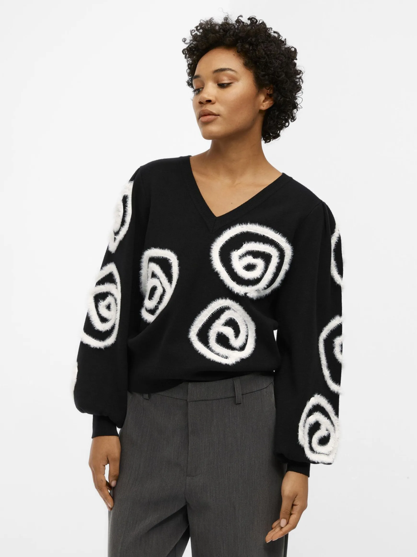 Dame OBJECT V-HALS STRIKTRØJE