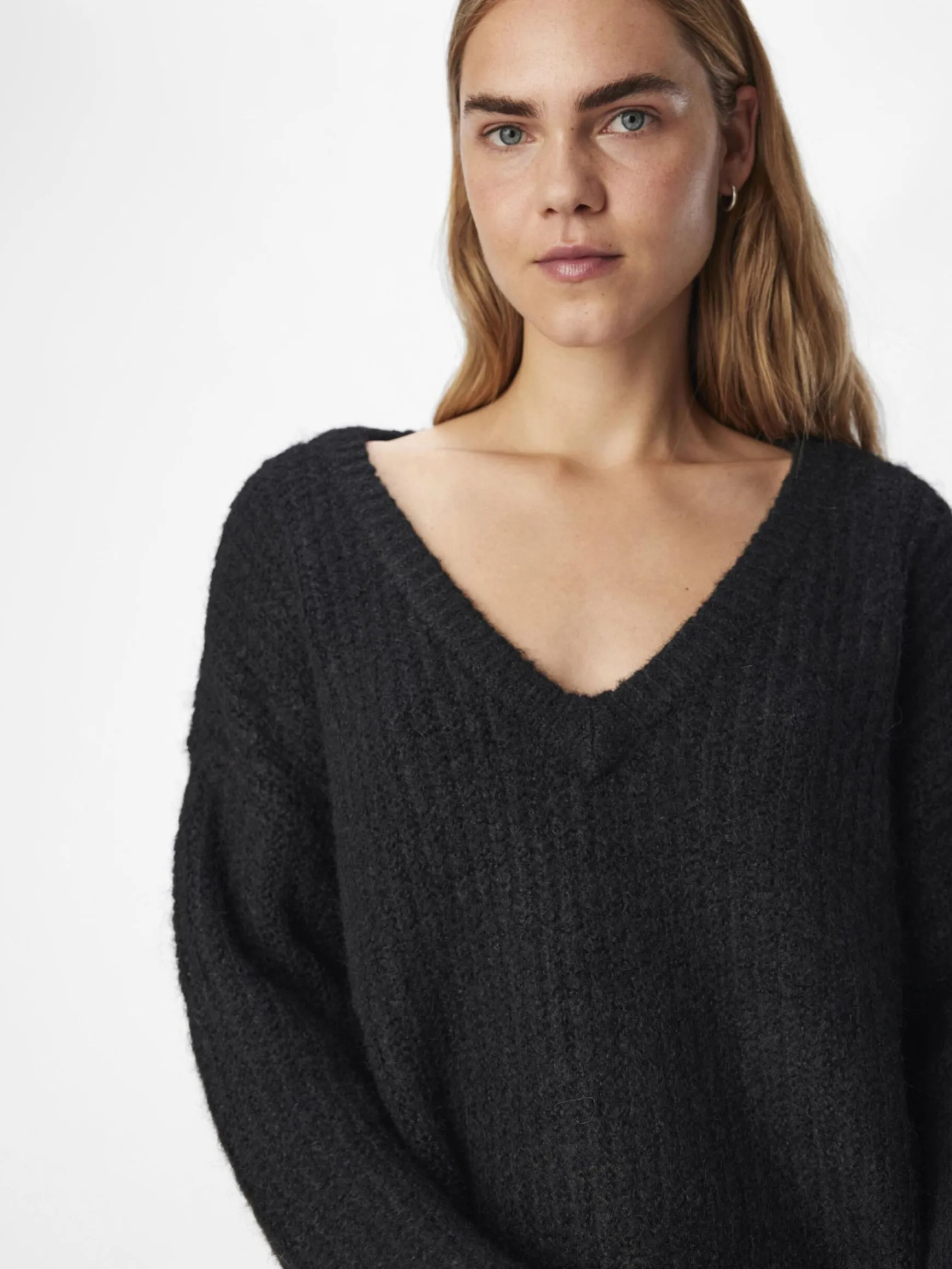 Dame OBJECT V-HALS STRIKTRØJE